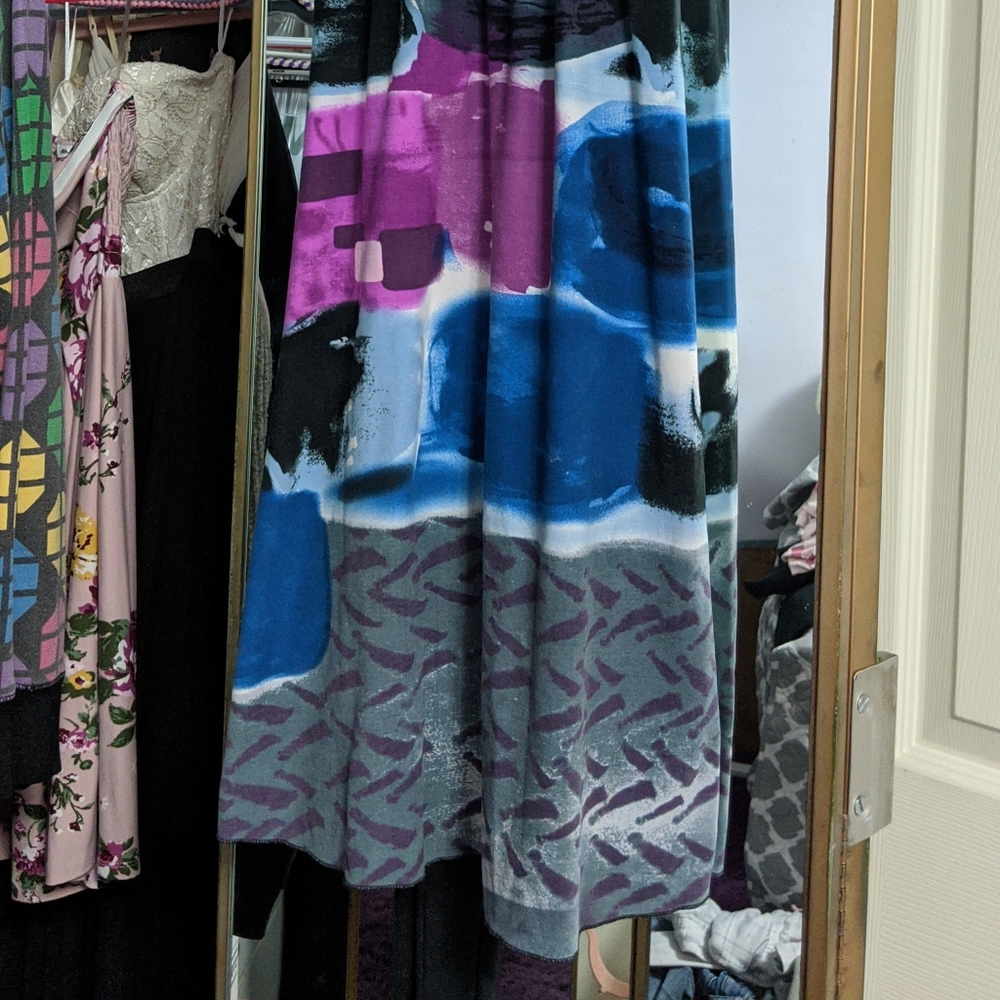 Dress - Picture 2 of 2